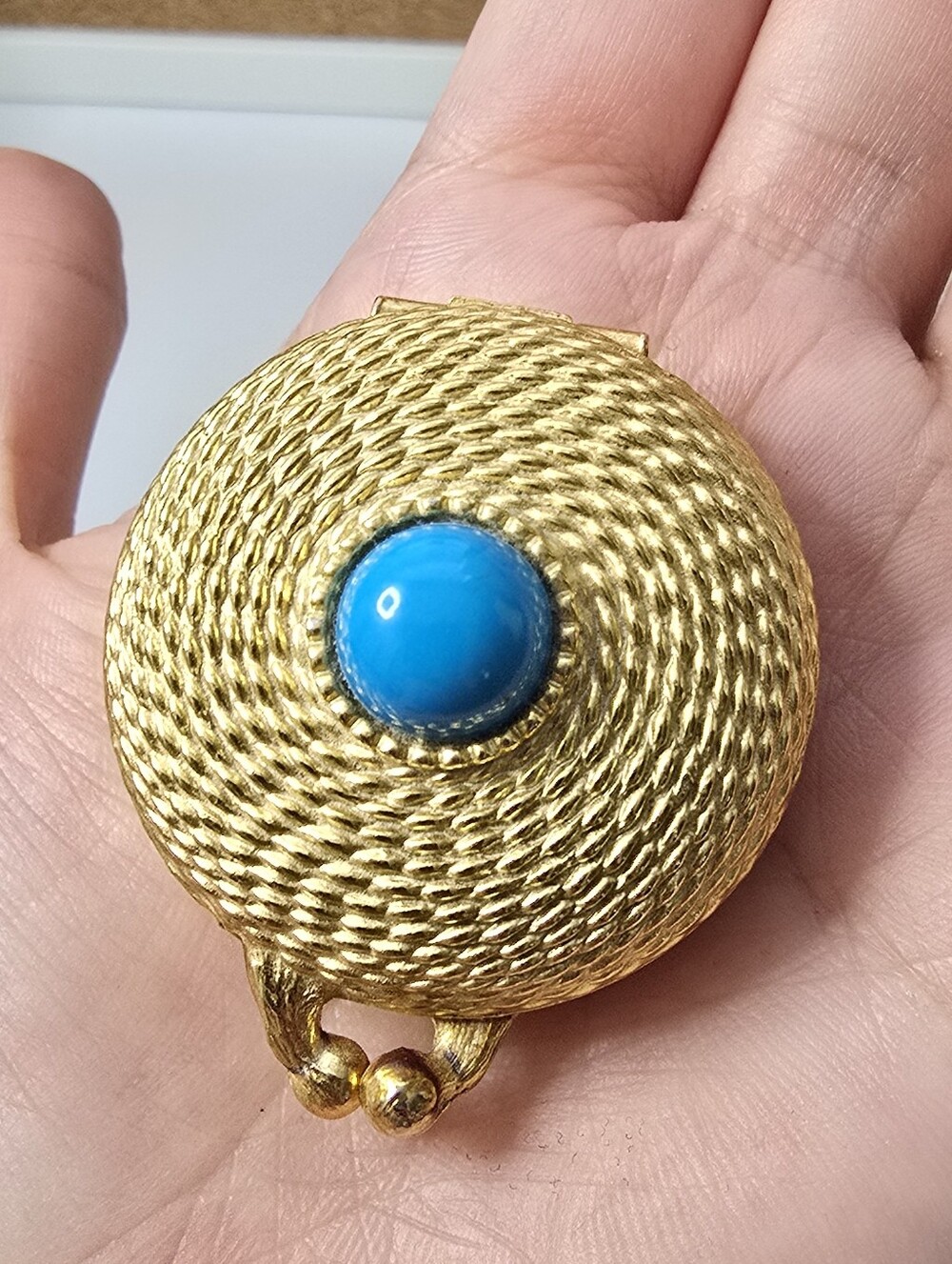 Vintage Estee Lauder Solid Perfume Compact 1970s-1980s